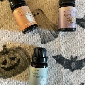 3 Fall Essential Oils 🍁